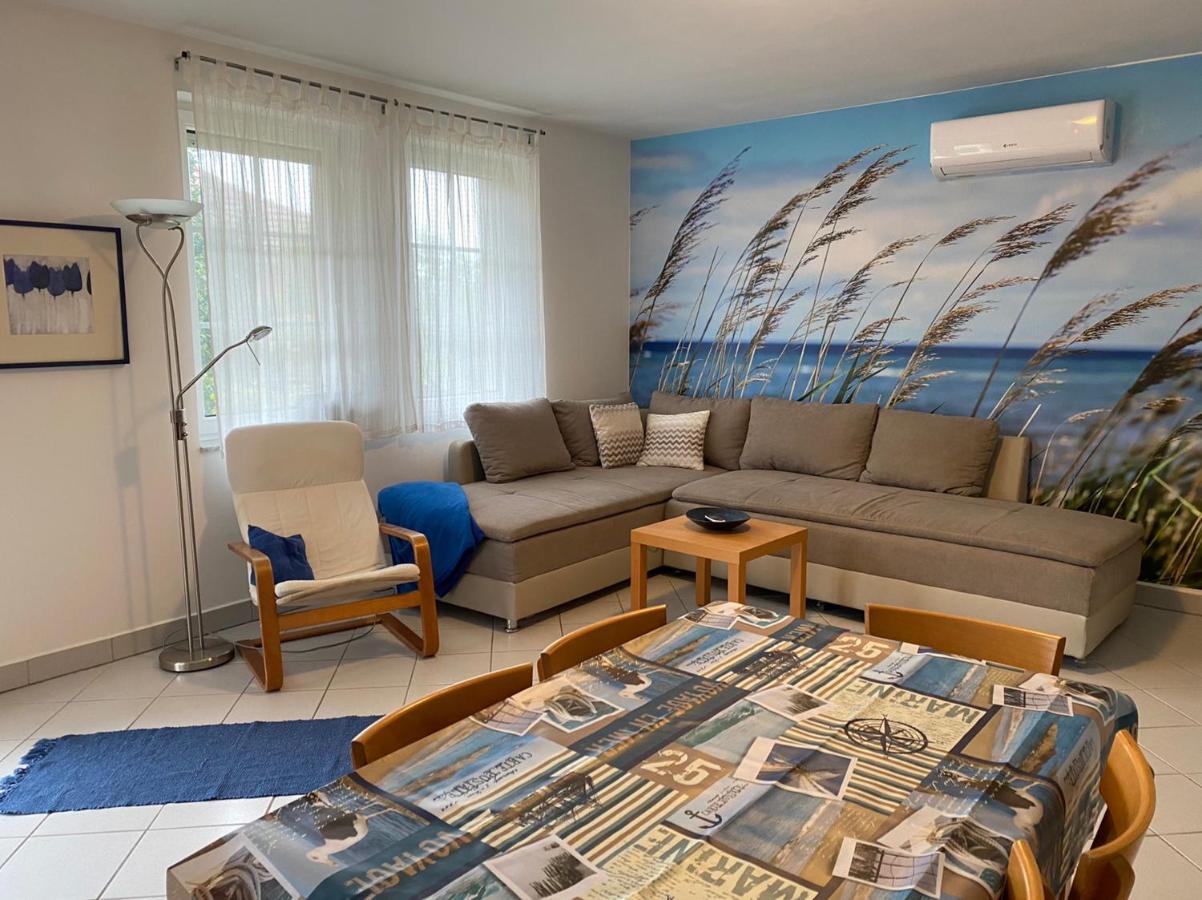 Nefelejcs Apartmanhaz Gyenesdiás Екстериор снимка