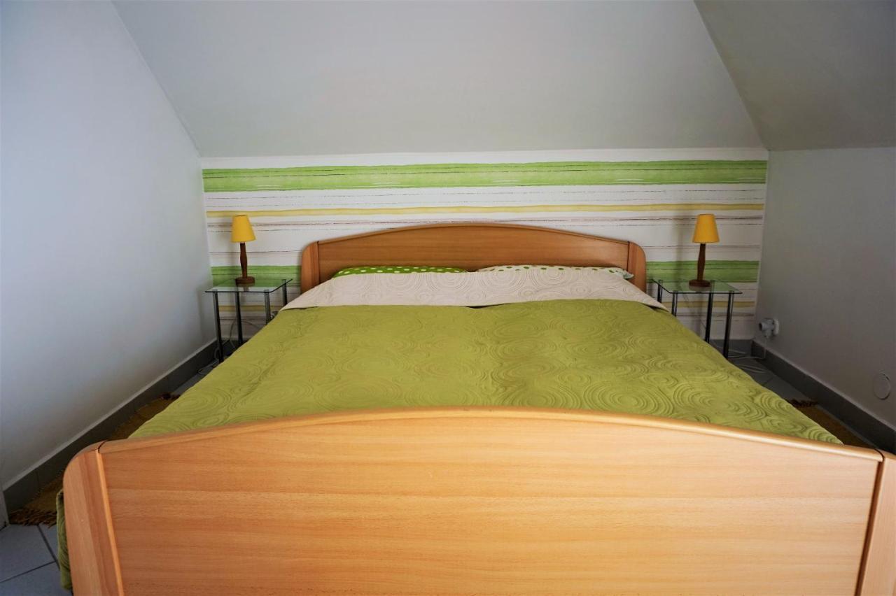 Nefelejcs Apartmanhaz Gyenesdiás Екстериор снимка