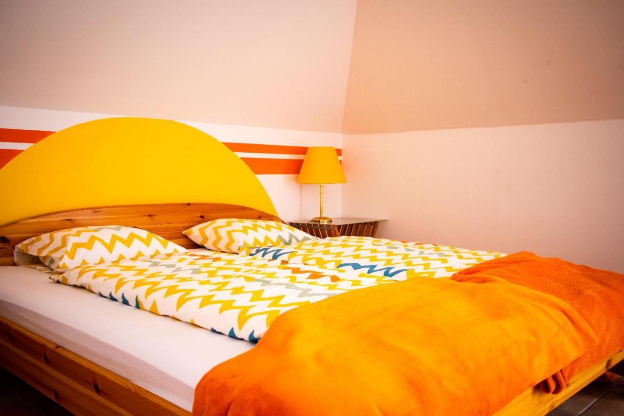 Nefelejcs Apartmanhaz Gyenesdiás Екстериор снимка
