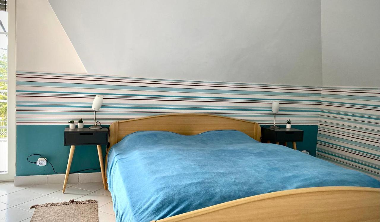 Nefelejcs Apartmanhaz Gyenesdiás Екстериор снимка