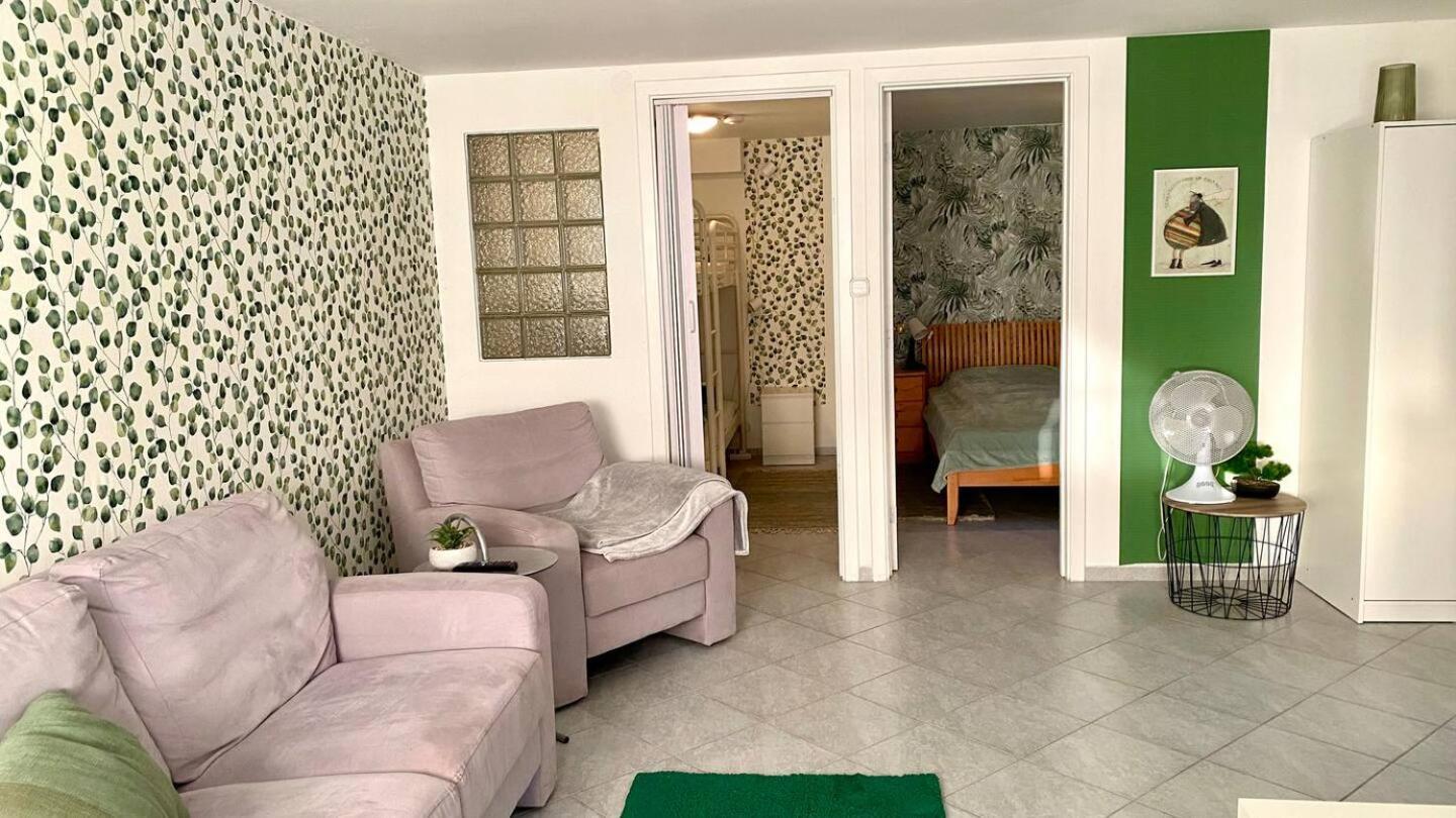 Nefelejcs Apartmanhaz Gyenesdiás Екстериор снимка